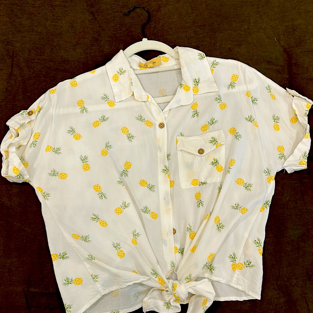 Pineapple Covered Top